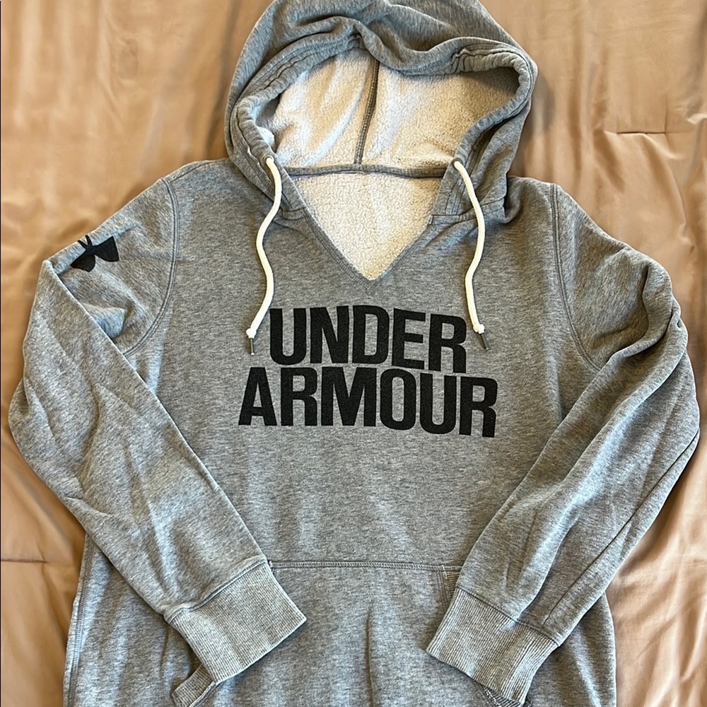 Under Armour Heather Gray Pullover Hoodie